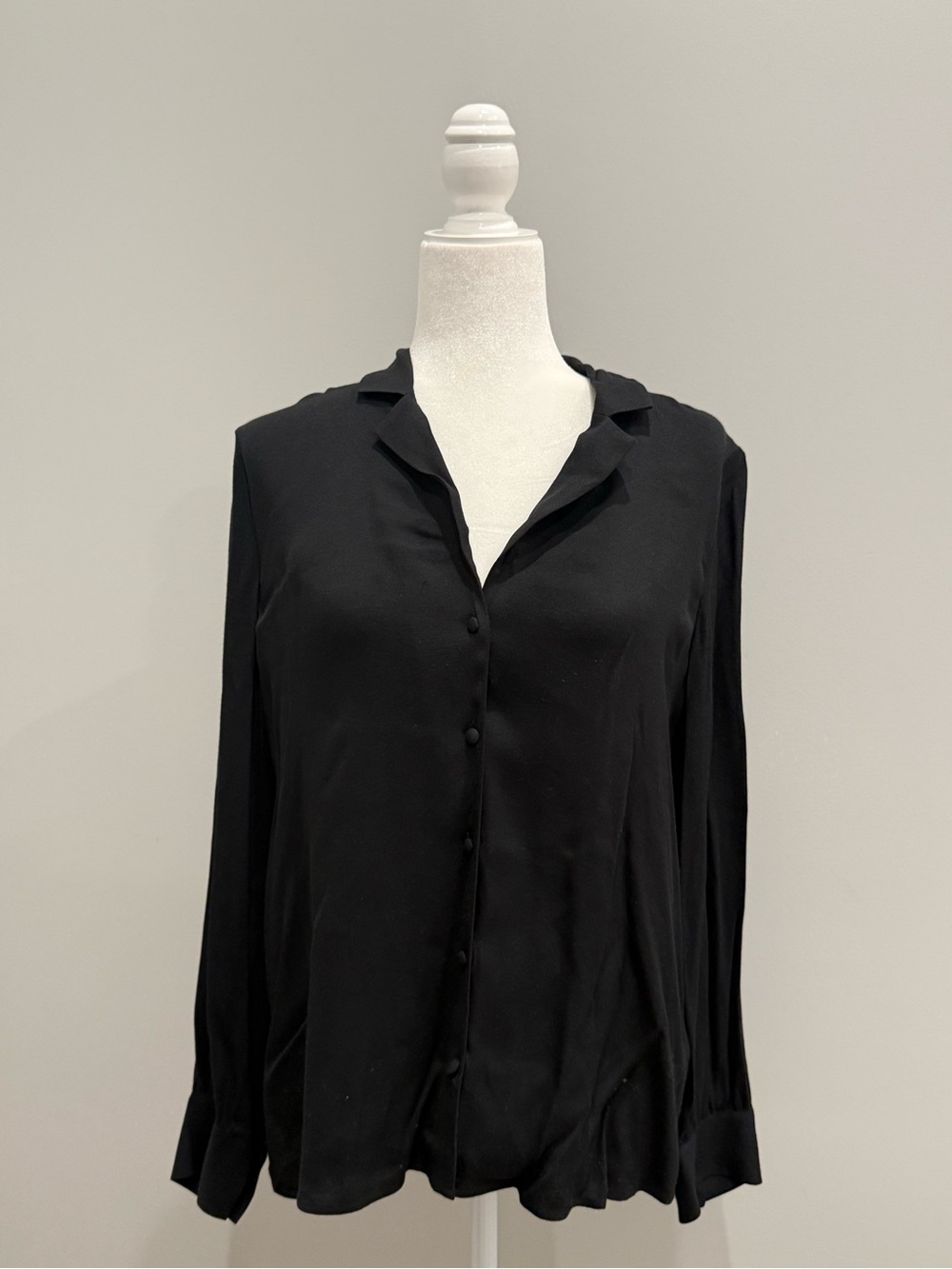 Wilfred Black Button-Front Silk-Look Blouse
